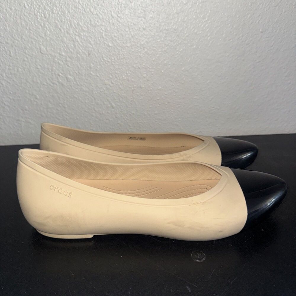Crocs Brooklyn Pointed Flat Shitake Dipped 210321-2DS Women's Size 9 Medium